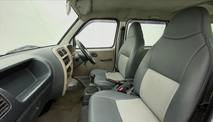 2015 Maruti Eeco 5 STR WITH AC PLUSHTR, Petrol, Manual, 82,834 km, Right Side Front Door Cabin