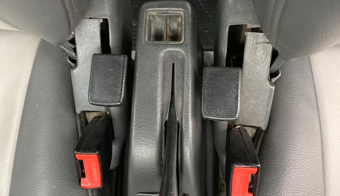 2015 Maruti Eeco 5 STR WITH AC PLUSHTR, Petrol, Manual, 82,834 km, Driver Side Adjustment Panel