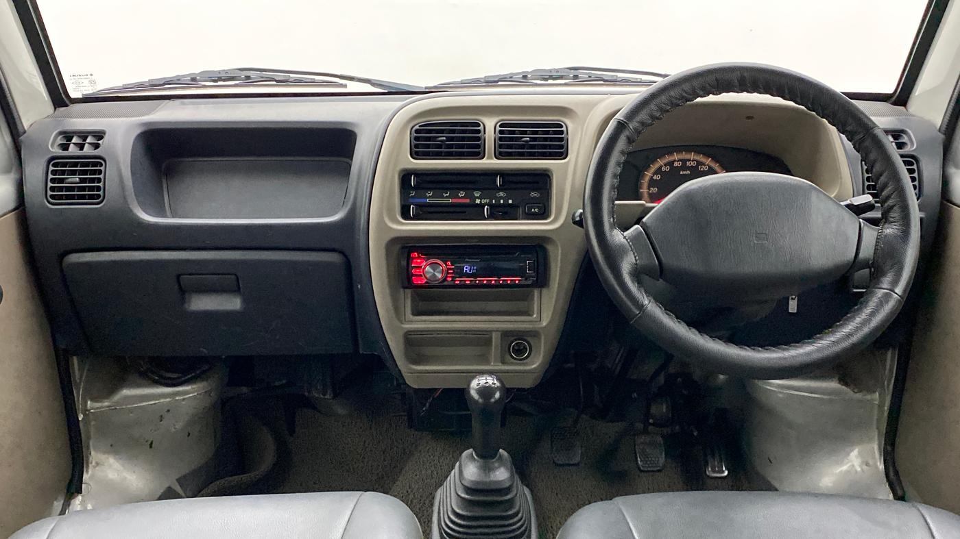 2015 Maruti Eeco 5 STR WITH AC PLUSHTR, Petrol, Manual, 82,834 km, Dashboard