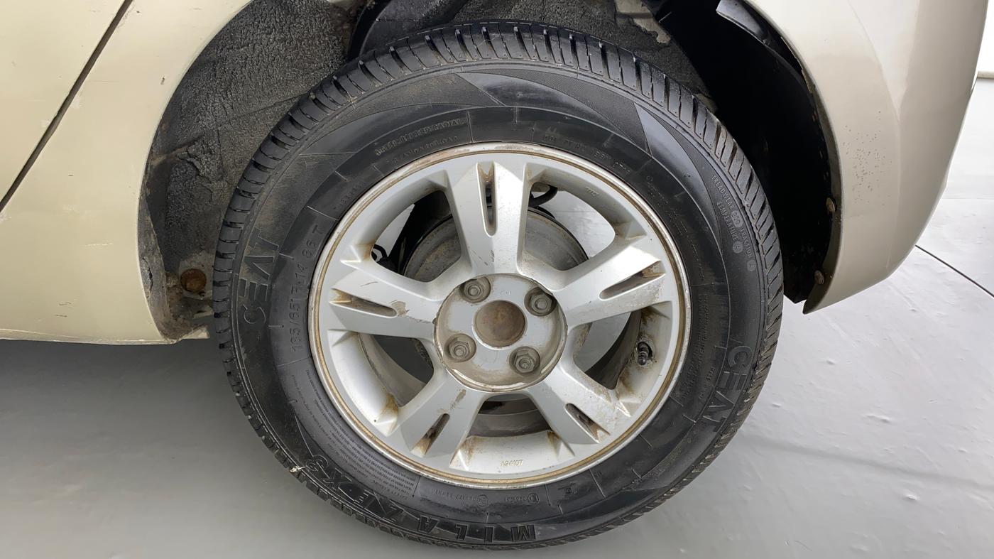 2011 Hyundai i20 SPORTZ 1.2, Petrol, Manual, 60,792 km, Left Rear Wheel