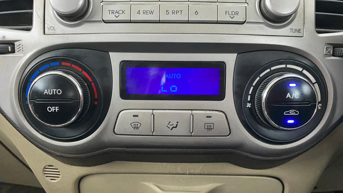 2011 Hyundai i20 SPORTZ 1.2, Petrol, Manual, 60,792 km, Automatic Climate Control