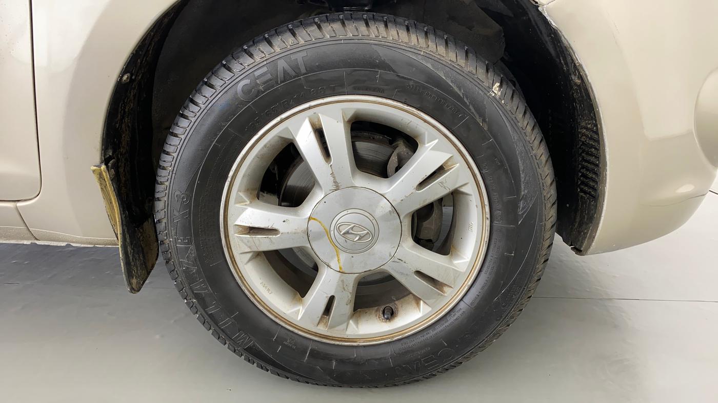 2011 Hyundai i20 SPORTZ 1.2, Petrol, Manual, 60,792 km, Right Front Wheel