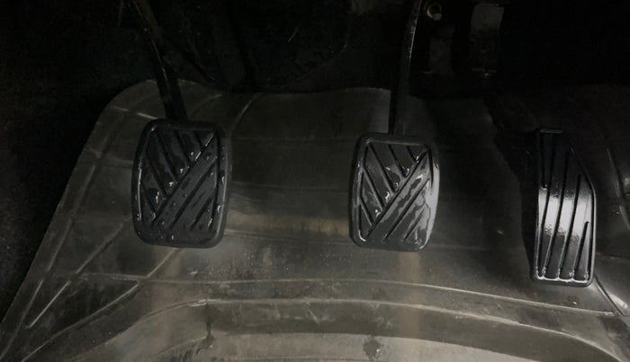 2021 Maruti Swift VXI, Petrol, Manual, 50,349 km, Pedals