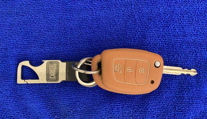 2016 Hyundai Creta E PLUS 1.6 PETROL, Petrol, Manual, 56,586 km, Key Close Up