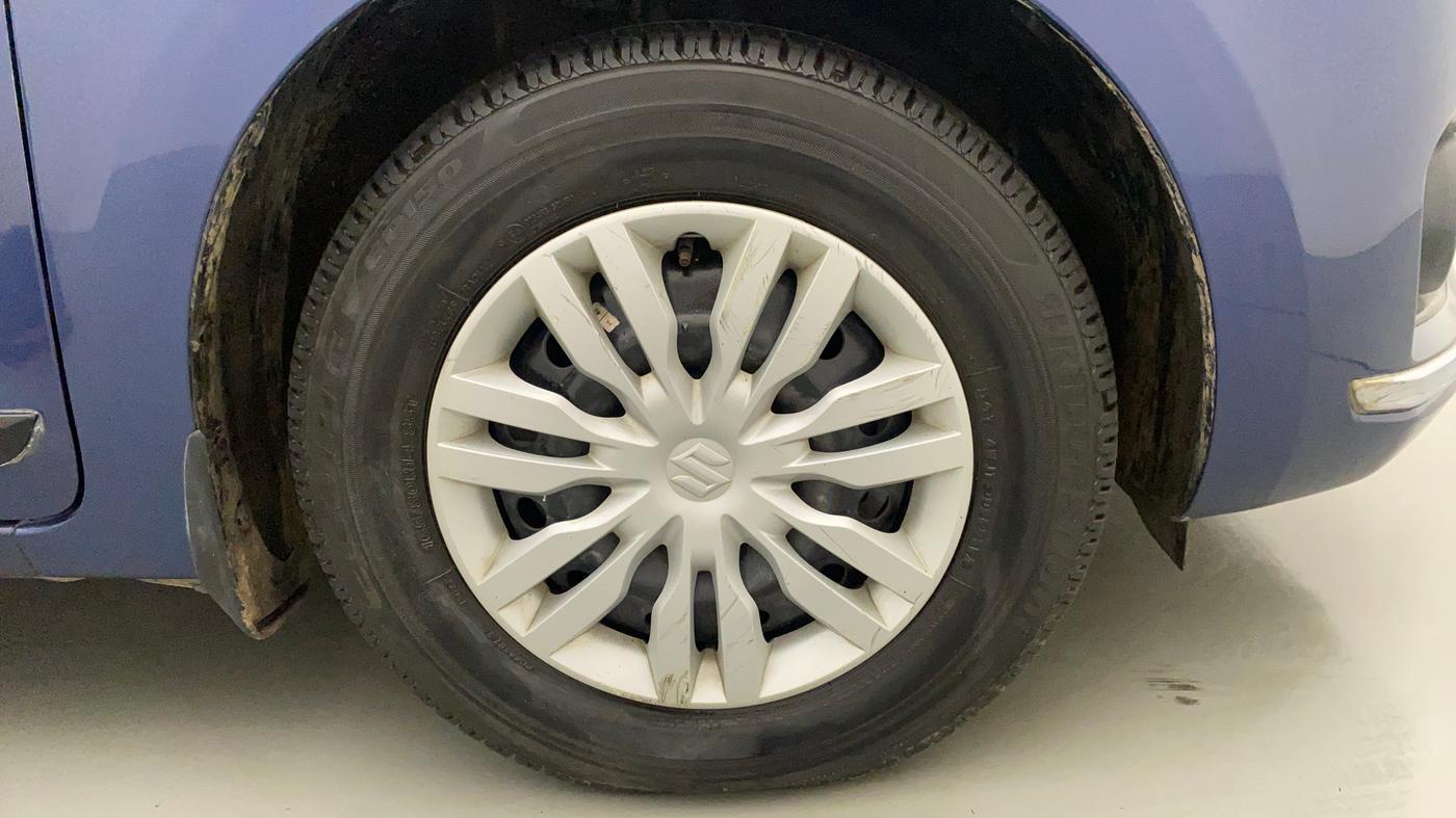 2017 Maruti Dzire VDI AMT, Diesel, Automatic, 36,258 km, Right Front Wheel