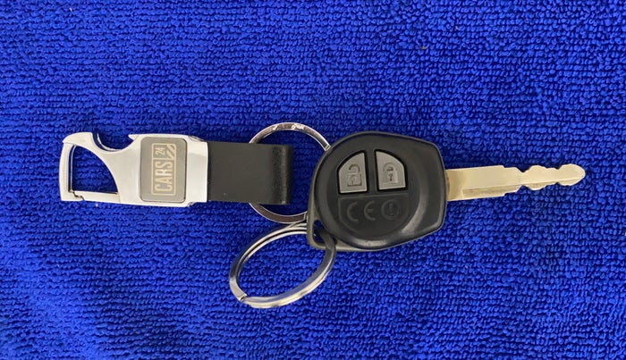 2017 Maruti Dzire VDI AMT, Diesel, Automatic, 36,258 km, Key Close Up