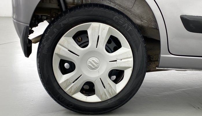 2017 Maruti Wagon R 1.0 VXI, Petrol, Manual, Right Rear Wheel