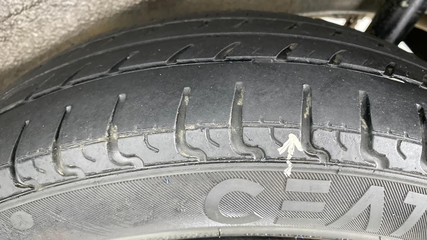 2017 Maruti Wagon R 1.0 VXI, Petrol, Manual, Left Rear Tyre Tread