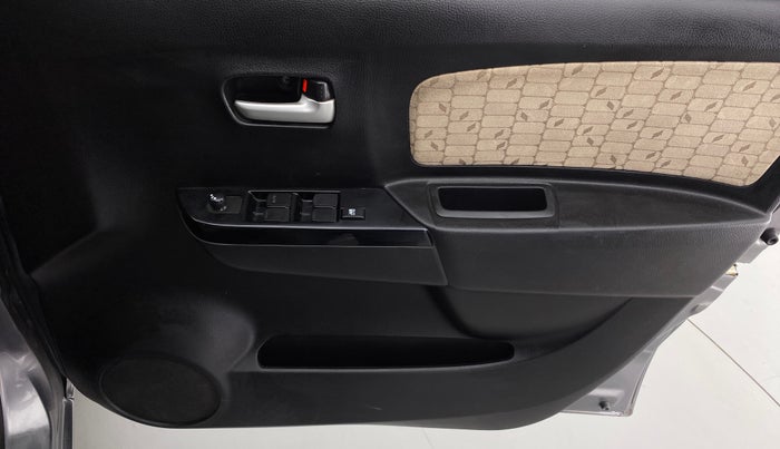 2017 Maruti Wagon R 1.0 VXI, Petrol, Manual, Driver Side Door Panels Control