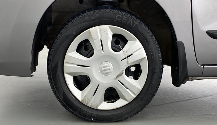 2017 Maruti Wagon R 1.0 VXI, Petrol, Manual, Left Front Wheel