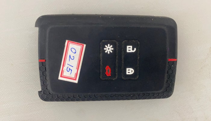 2022 Renault Kiger RXZ TURBO MT, Petrol, Manual, 23,758 km, Key Close Up