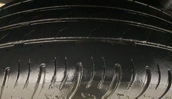 2022 Renault Kiger RXZ TURBO MT, Petrol, Manual, 23,758 km, Right Rear Tyre Tread