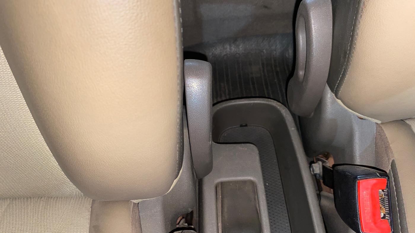 2016 Hyundai i10 MAGNA 1.1, Petrol, Manual, 48,763 km, Driver Side Adjustment Panel