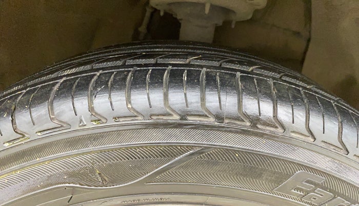 2015 Hyundai Grand i10 ASTA AT 1.2 KAPPA VTVT, Petrol, Automatic, 90,849 km, Right Front Tyre Tread