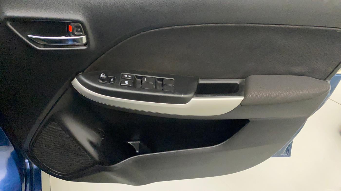 2016 Maruti Baleno DELTA PETROL 1.2, Petrol, Manual, 51,139 km, Driver Side Door Panels Control