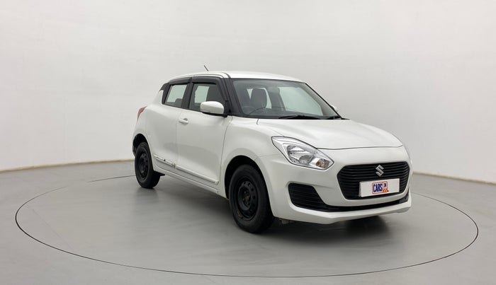 2018 Maruti Swift VXI AMT, Petrol, Automatic, 88,971 km, Right Front Diagonal
