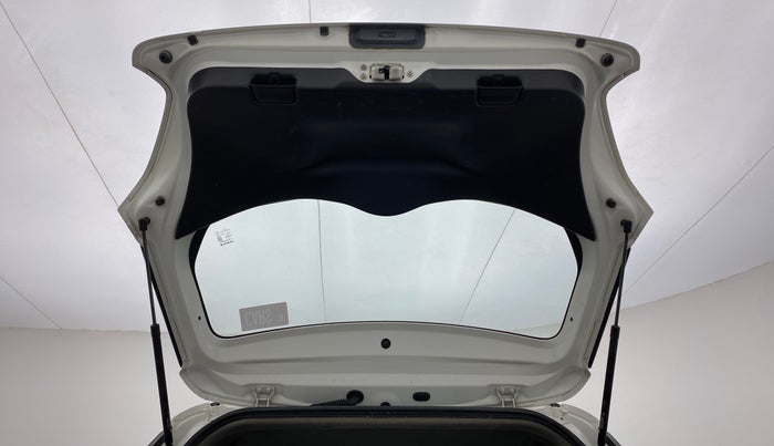 2018 Maruti Swift VXI AMT, Petrol, Automatic, 88,971 km, Boot Door Open
