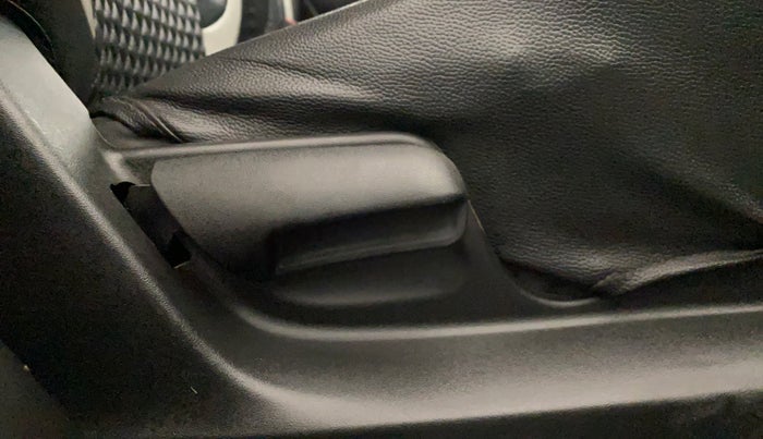 2016 Maruti Swift VXI, Petrol, Manual, 18,965 km, Driver Side Adjustment Panel