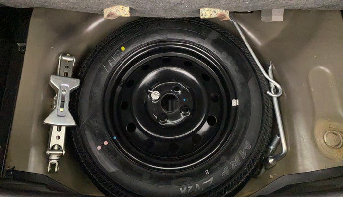 2016 Maruti Swift VXI, Petrol, Manual, 18,965 km, Spare Tyre