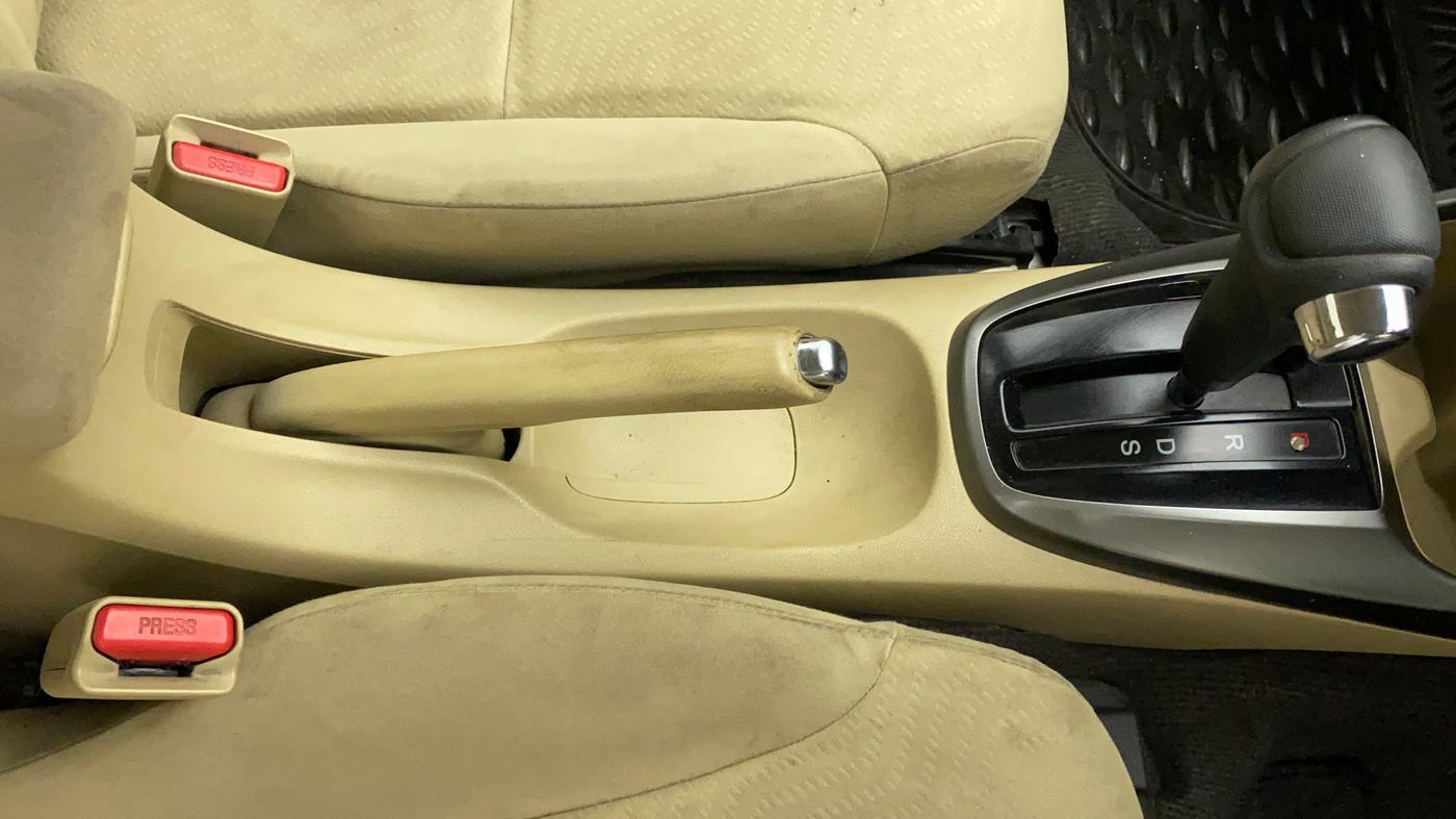 2012 Honda City 1.5L I-VTEC V AT, Petrol, Automatic, 89,613 km, Gear Lever