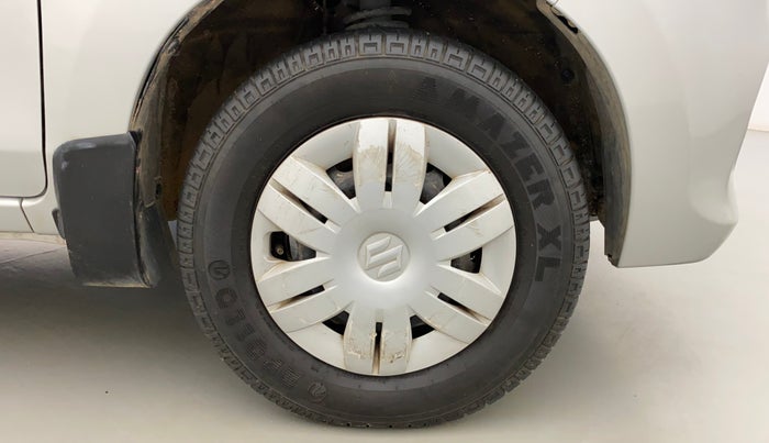 2016 Maruti Alto 800 VXI O, Petrol, Manual, 43,720 km, Right Front Wheel
