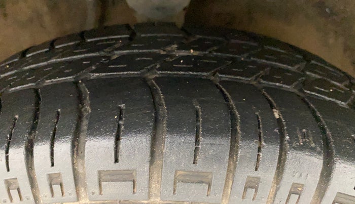 2016 Maruti Alto 800 VXI O, Petrol, Manual, 43,720 km, Right Front Tyre Tread
