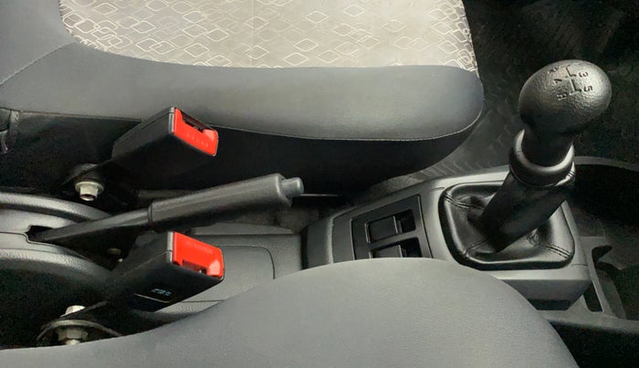 2016 Maruti Alto 800 VXI O, Petrol, Manual, 43,720 km, Gear Lever