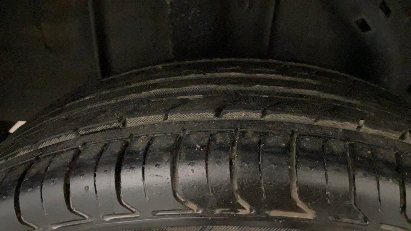 2022 Renault Kiger RXZ MT, Petrol, Manual, 80,153 km, Right Rear Tyre Tread