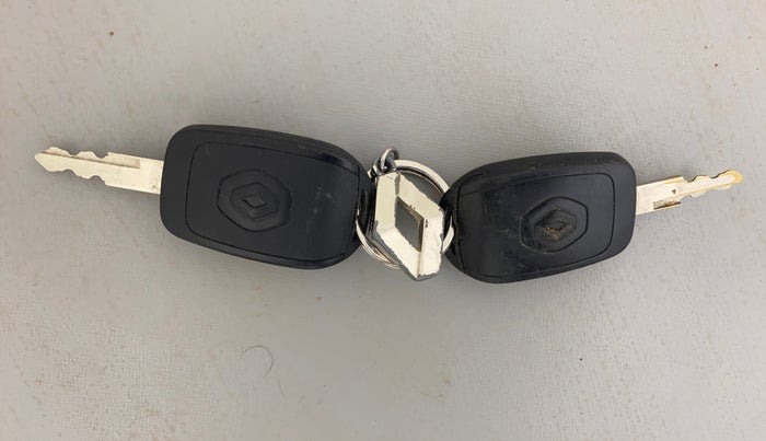 2015 Renault Kwid RXT 0.8, Petrol, Manual, 98,477 km, Key Close Up