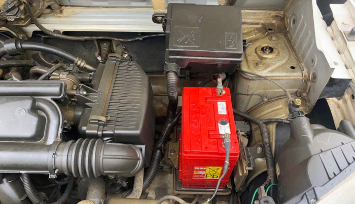 2015 Renault Kwid RXT 0.8, Petrol, Manual, 98,477 km, Engine View - Left