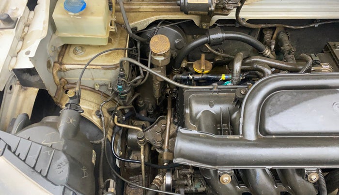 2015 Renault Kwid RXT 0.8, Petrol, Manual, 98,477 km, Engine View - Right