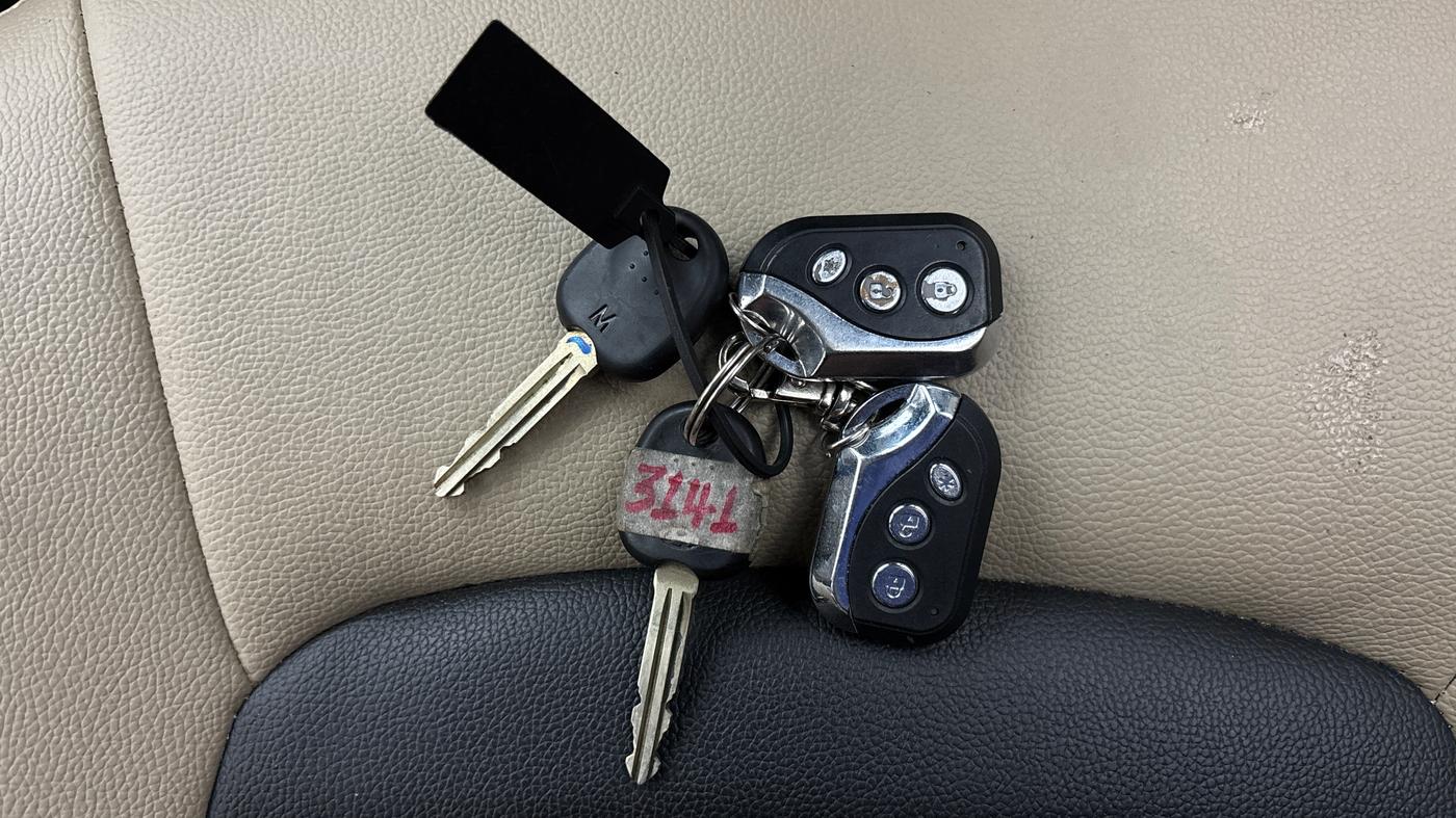 2013 Hyundai i10 SPORTZ 1.2, Petrol, Manual, 26,086 km, Key Close Up