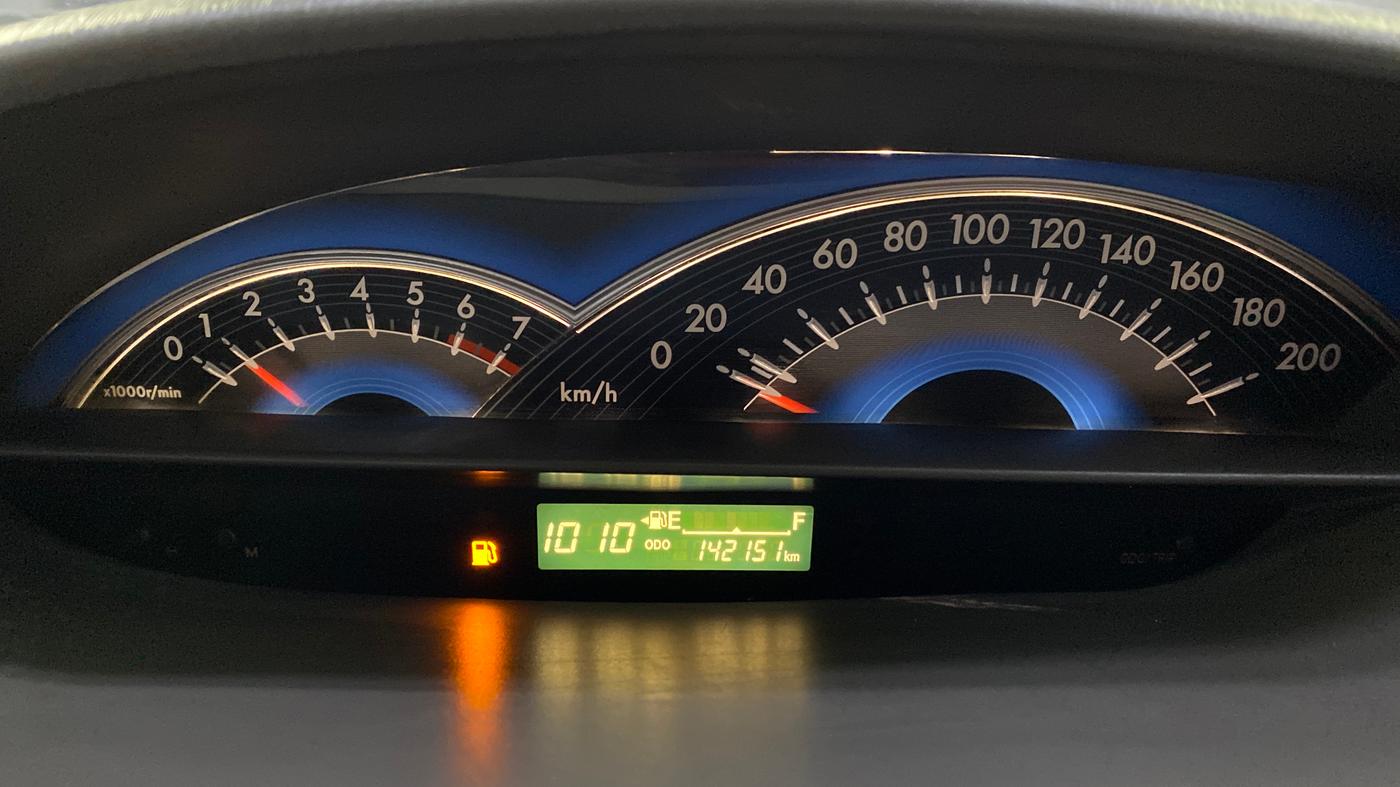 2014 Toyota Etios VX, Petrol, Manual, 1,42,143 km, Odometer Image