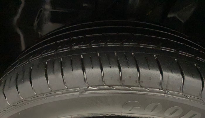2023 Tata PUNCH CREATIVE  MT, Petrol, Manual, 15,658 km, Left Front Tyre Tread