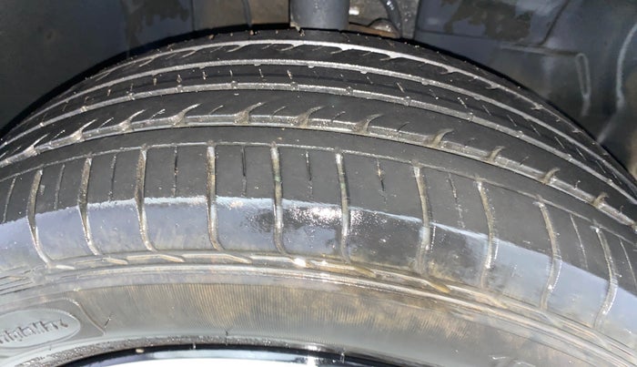 2023 Tata PUNCH CREATIVE  MT, Petrol, Manual, 15,658 km, Right Front Tyre Tread