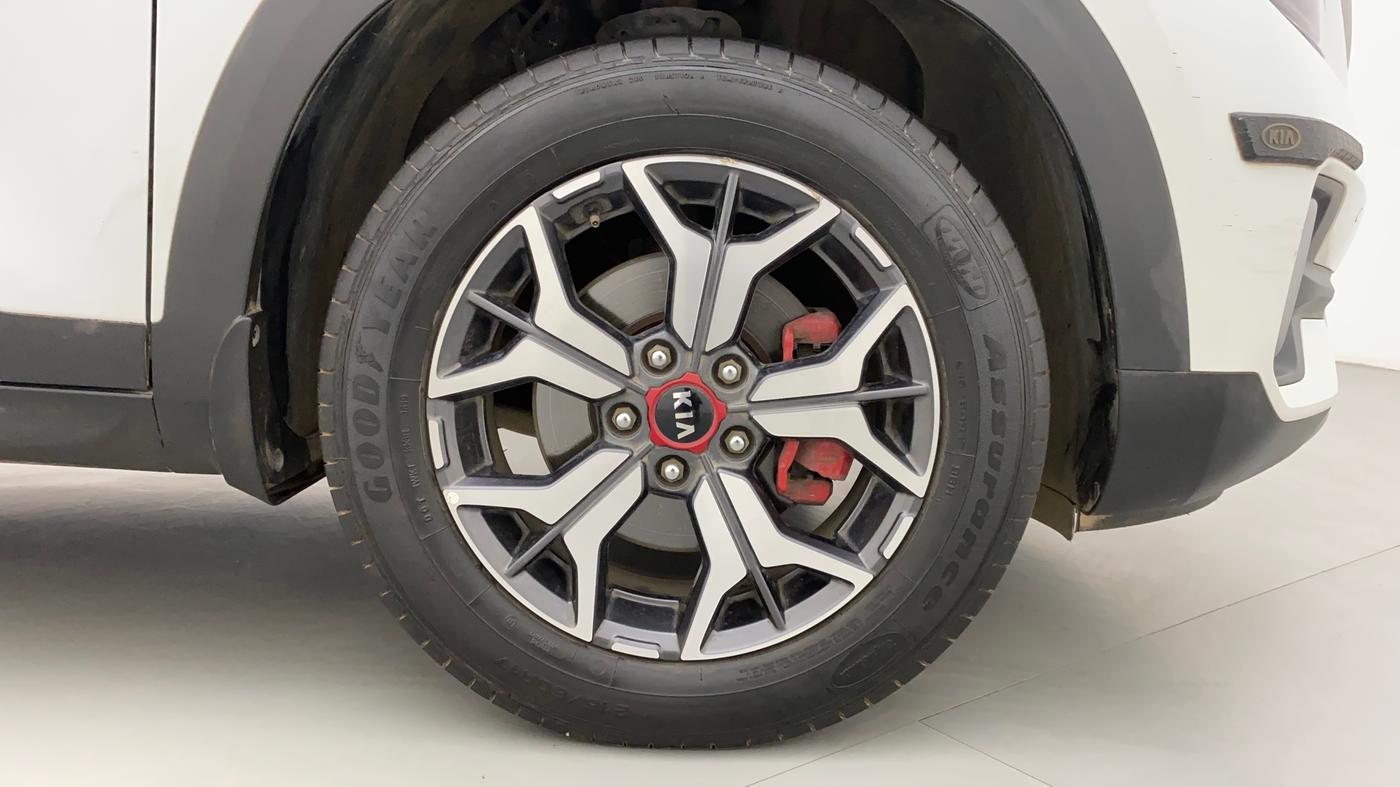 2019 KIA SELTOS GTX PLUS AT 1.5 DIESEL, Diesel, Automatic, 47,490 km, Right Front Wheel