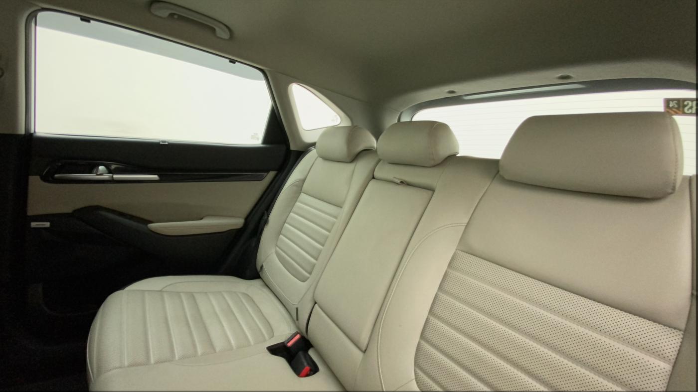 2019 KIA SELTOS GTX PLUS AT 1.5 DIESEL, Diesel, Automatic, 47,490 km, Right Side Rear Door Cabin