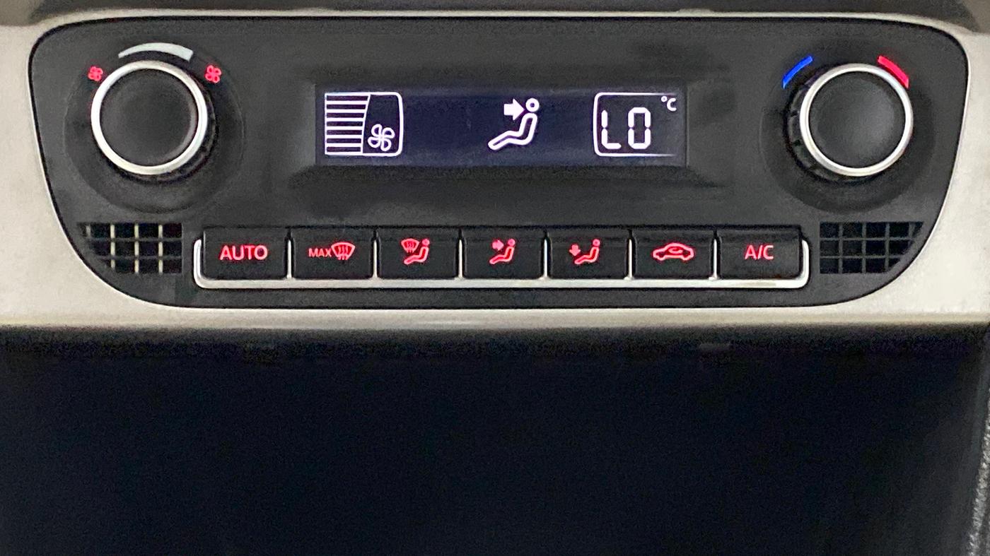 2016 Volkswagen Ameo HIGHLINE 1.5L AT (D), Diesel, Automatic, 71,838 km, Automatic Climate Control