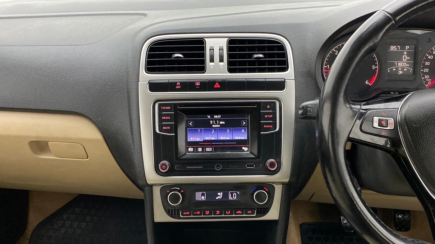 2016 Volkswagen Ameo HIGHLINE 1.5L AT (D), Diesel, Automatic, 71,838 km, Air Conditioner