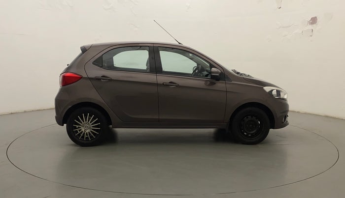 2017 Tata Tiago XZ DIESEL, Diesel, Manual, 45,204 km, Right Side
