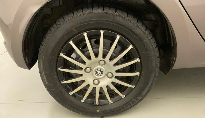 2017 Tata Tiago XZ DIESEL, Diesel, Manual, 45,204 km, Right Rear Wheel