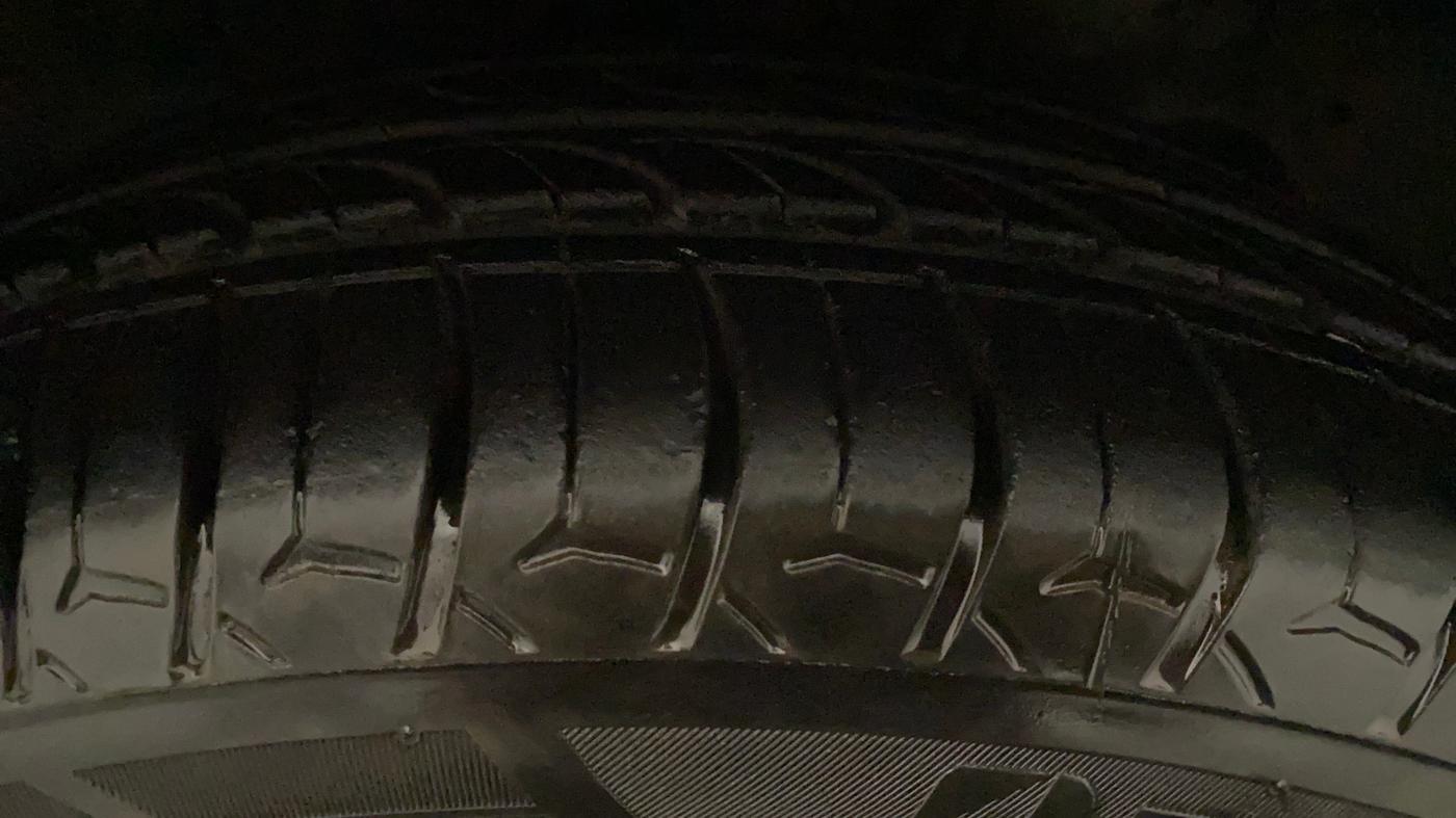 2017 Tata Tiago XZ DIESEL, Diesel, Manual, 45,204 km, Right Front Tyre Tread