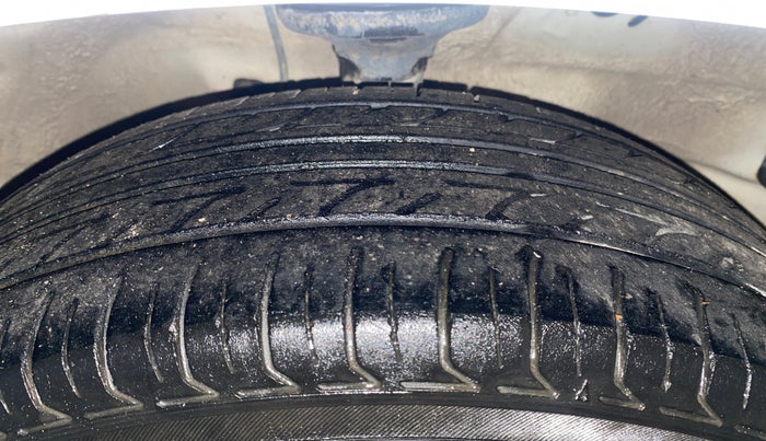 2018 Maruti Wagon R 1.0 VXI, Petrol, Manual, 85,514 km, Right Front Tyre Tread