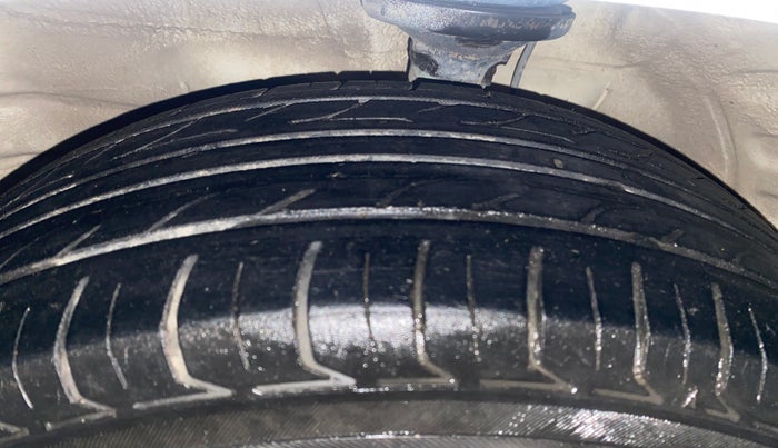 2018 Maruti Wagon R 1.0 VXI, Petrol, Manual, 85,514 km, Left Front Tyre Tread