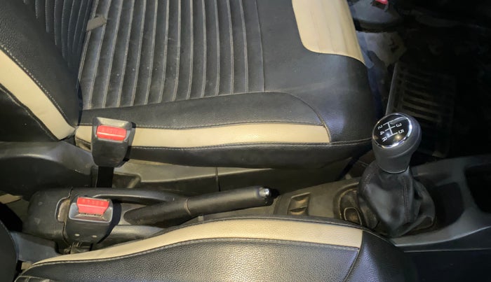 2018 Maruti Wagon R 1.0 VXI, Petrol, Manual, 85,514 km, Gear Lever