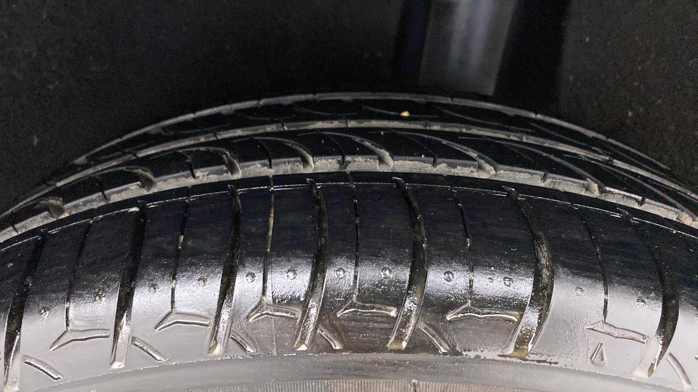 2018 Maruti Baleno ALPHA CVT PETROL 1.2, Petrol, Automatic, 57,771 km, Left Rear Tyre Tread