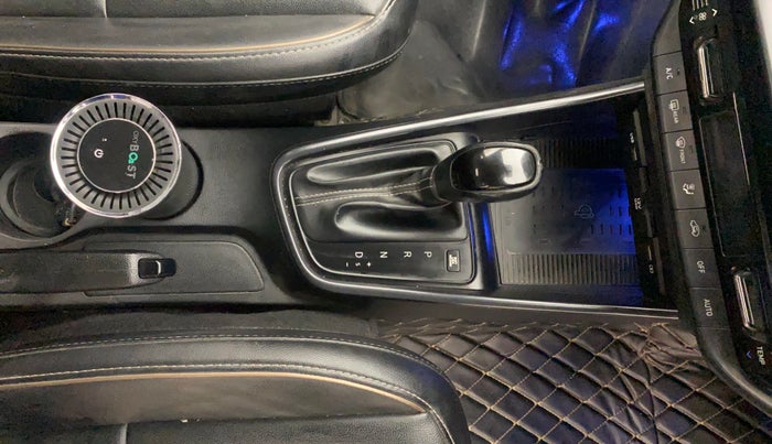 2021 Hyundai NEW I20 ASTA 1.0 GDI TURBO DCT, Petrol, Automatic, 52,103 km, Gear Lever