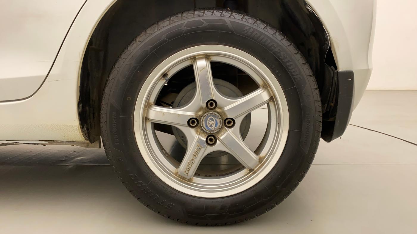 2012 Maruti Swift VDI, Diesel, Manual, 85,101 km, Left Rear Wheel