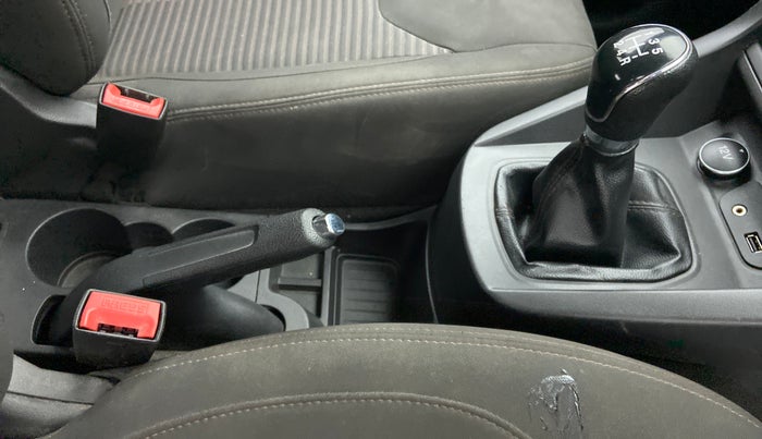 2018 Ford FREESTYLE TREND 1.2 PETROL, Petrol, Manual, 35,161 km, Gear Lever