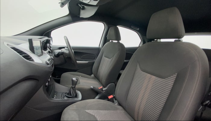 2018 Ford FREESTYLE TREND 1.2 PETROL, Petrol, Manual, 35,161 km, Right Side Front Door Cabin